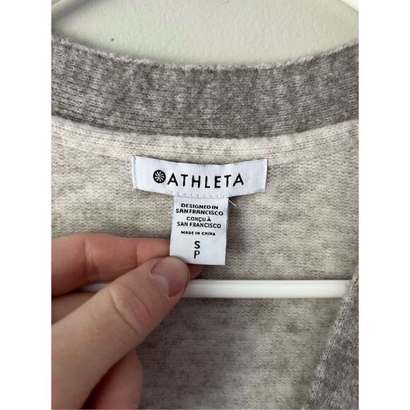 ATHLETA Westlake Cardigan Sweater size Small Petite Merino Wool Bland Cream Gray - Picture 6 of 12